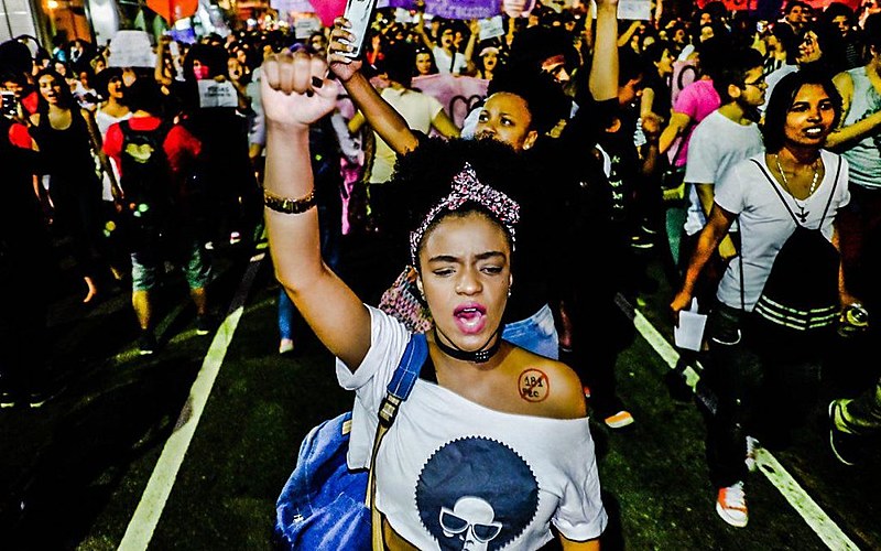 Manifestações ocorrem no fim de semana que antecede as eleições de outubro