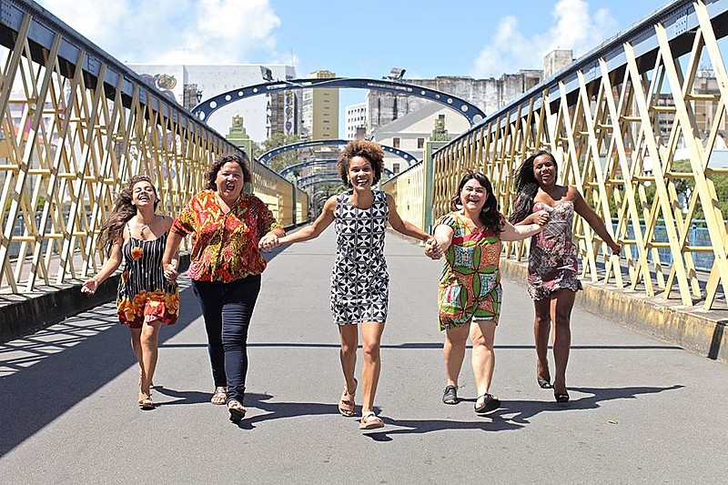 Joelma Carla, Kátia Cunha, Jô Cavalcanti, Carol Vergolino e Robeyoncé Lima compõem primeiro mandato coletivo de Pernambuco