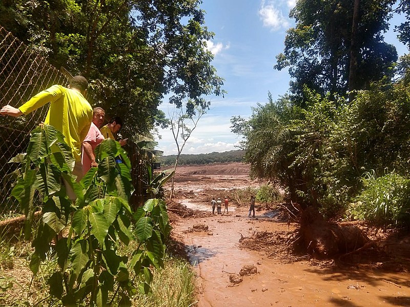 Duas barragens da Vale romperam nesta sexta (25) em Brumadinho (MG)