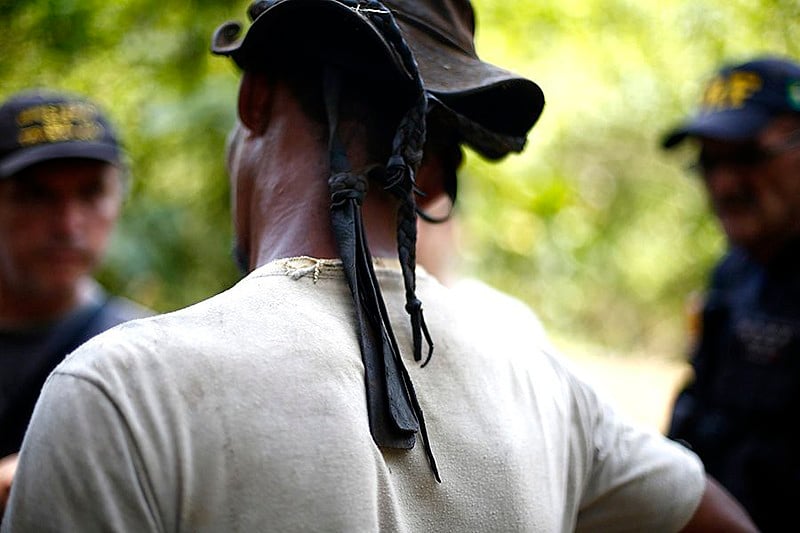 Trabalhador resgatado em fazenda no estado do Amazonas em março deste ano