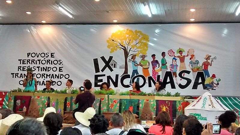 O IX ENCONASA, que acontece na cidade de Mossoró (RN), abriu a manhã desta terça-feira com o painel Povos e Territórios: Resistindo e Transformando o Semiárido.