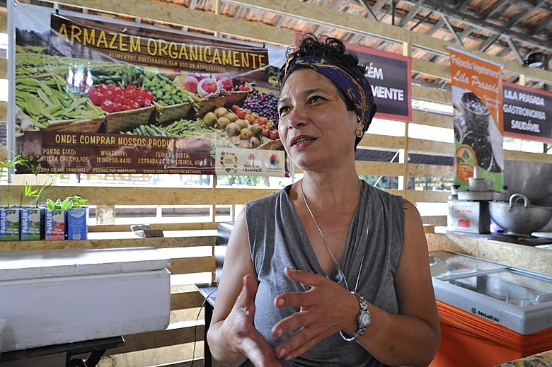 Eneide Gama, do Organicamente: "É possível abrir mão da margem de lucro e vender mais em conta"