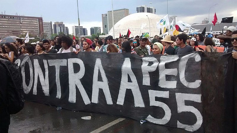 Manifestação em Brasília realizada na terça (29) contra a PEC 55