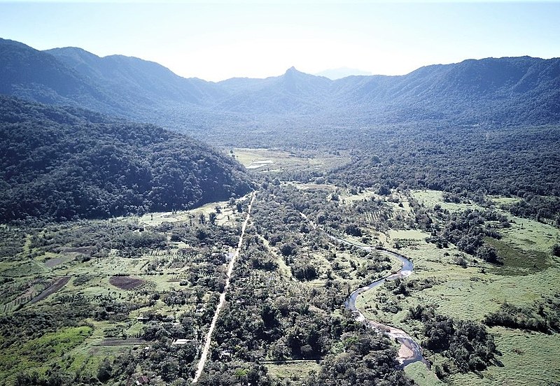 O acampamento José Lutzenberger está localizado em parte da Área de Proteção Ambiental (APA) de Guaraqueçaba, no litoral norte do Paraná