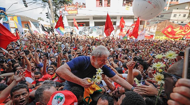 Lula era líder nas intenções de voto para a presidência da República, em 2018, quando teve a candidatura impugnada
