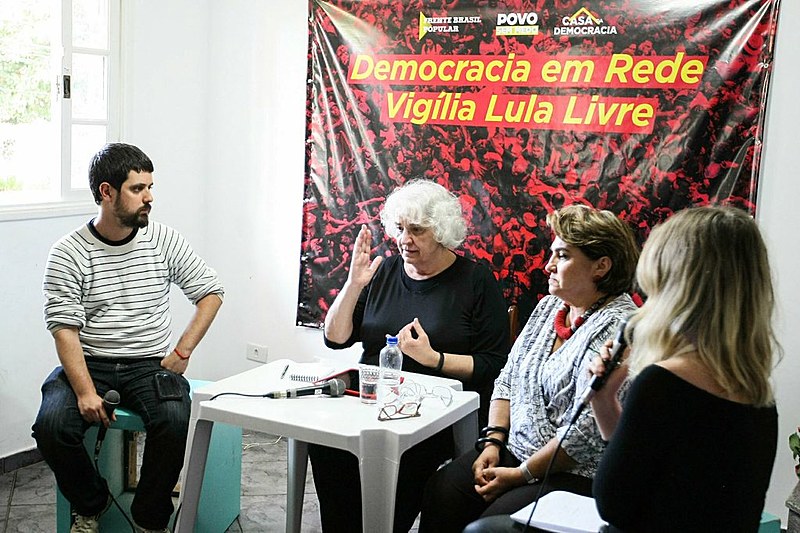 Militante histórica da esquerda brasileira, Clara Ant participa do programa Democracia em Rede