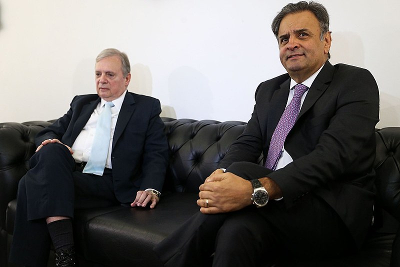 "O presidente do PSDB recebeu uma mala de dinheiro, provam gravações"