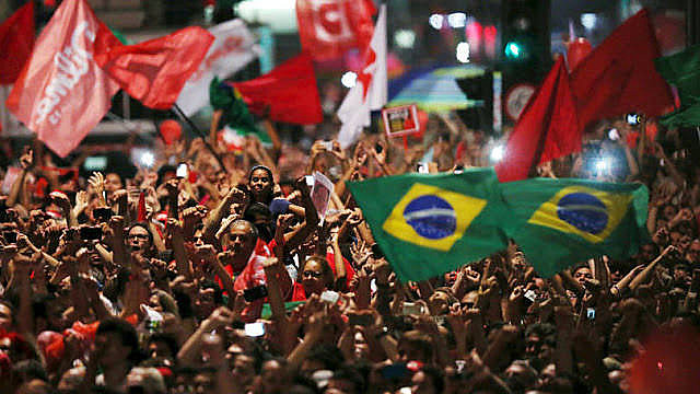Como alternativa para superação da crise, movimentos sociais elaboraram um Plano Popular de Emergência