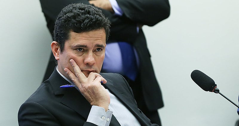"Devem ser afastados aqueles que comprometeram a democracia com a cadeia de ação resultante das decisões da força tarefa e de Sérgio Moro"