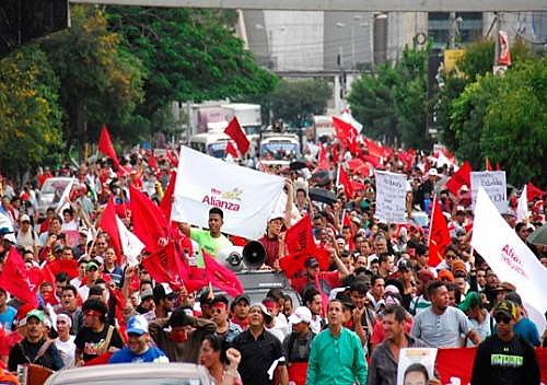 La valentía del pueblo hondureño, cuya voluntad se quiere acallar mediante fraude, represión y un nuevo golpe, se expresó en las urnas