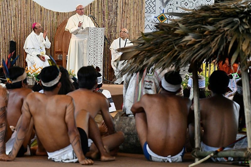 Papa em visita à Porto Maldonado, na amazônia peruana. Encíclica escrita por ele no início do pontificado já pedia defesa da floresta.