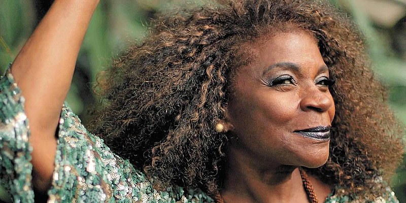 Cantora e atriz faz show especial em Natal em alusão ao Dia da Consciência Negra