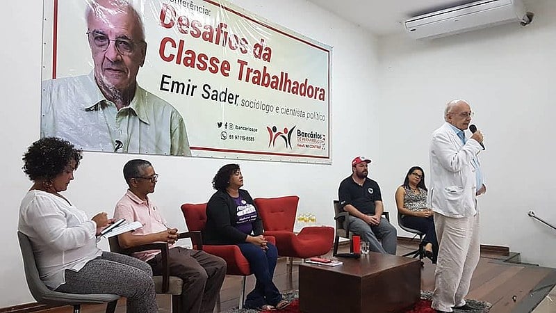 Evento contou com a presença de representantes da CUT e do MST