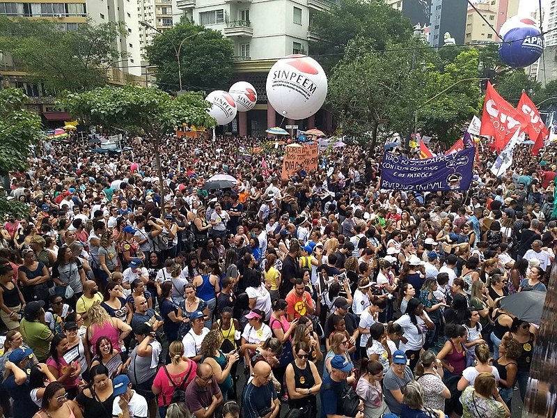 Ato convocou cerca de cem mil funcionários públicos municipais de São Paulo nesta terça (27), durante a votação do SampaPrev na Câmara