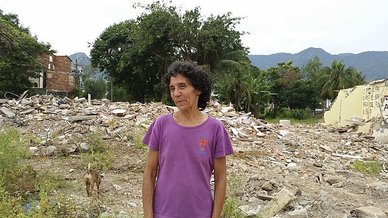 Resistência de Maria Penha é retratada no livro lançado pelo Pacs