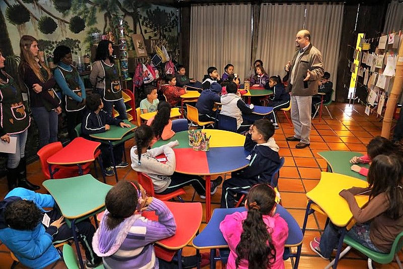 Para o professor Adrian Pablo Fanjul, a boa leitura das línguas estrangeiras traz para os alunos uma aproximação com outras culturas