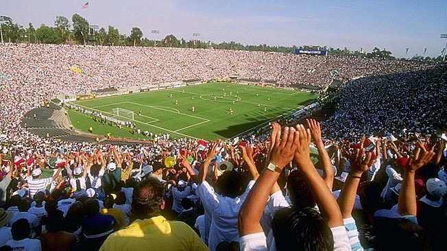 "Quando Baggio perdeu o pênalti e o Brasil foi campeão, na alegria e correria na hora de sair da casa de seu Cornel derrubaram o fogão"