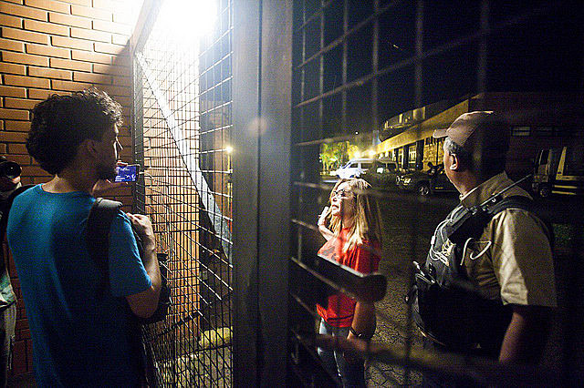 26 jóvenes fueron detenidos ese miércoles por la noche; 16 todavía siguen presos