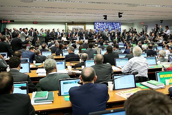 Aun son necesarios los votos favorables de dos tercios de los diputados para el impeachment