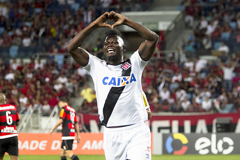 O contrato de Riascos com o Vasco terminou em maio