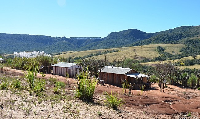 Muitos assentados moram em lotes sem infraestrutura e podem ser os primeiros a vender suas terras depois de titualadas