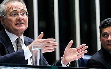 Renan Calheiros manobra para aprovar as “10 medidas contra a corrupção”
