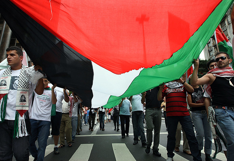 Manifestantes pela causa palestina em ato em São Paulo contra os ataques militares de Israel à Faixa de Gaza, em janeiro de 2009