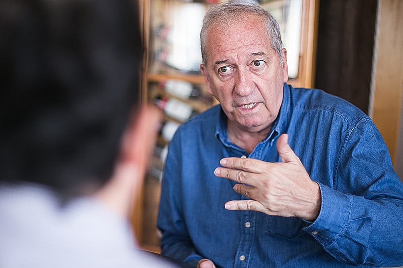 “A elite brasileira despreza a democracia. É um grupo de predadores. A nossa elite, na verdade, não é uma elite”