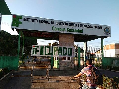 Fachada do campus Castanhal do IFPA após a ocupação dos estudantes nesta terça (25)