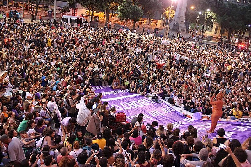 Ato pelo direito ao aborto, no Rio de Janeiro (RJ), em outubro de 2016