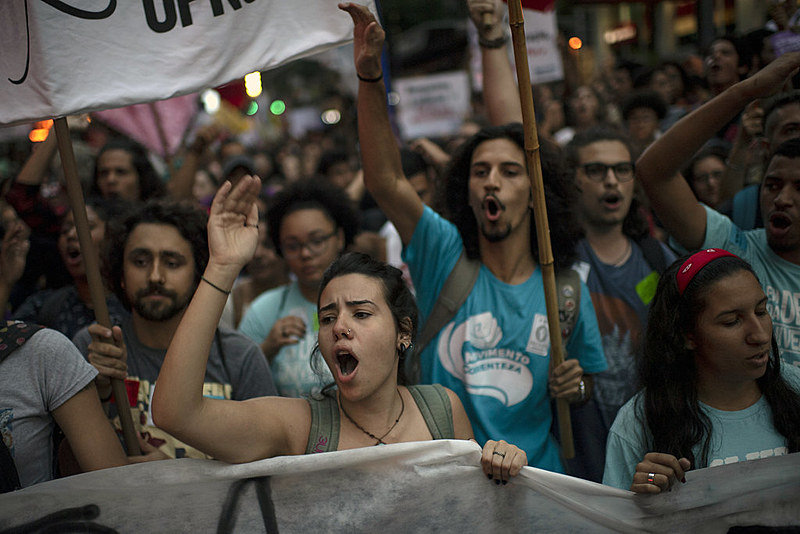 Ato de rua em defesa da educação no dia 13 de agosto deste ano