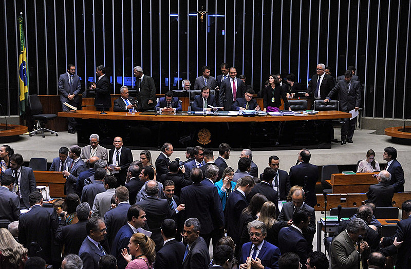 Deputados poderão analisar projeto de combate a condutas ofensivas contra as mulheres na internet