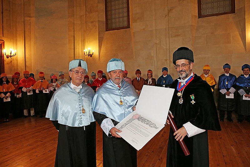 Lula recebe título Honoris Causa na Universidade de Salamanca, na Espanha, em 2014