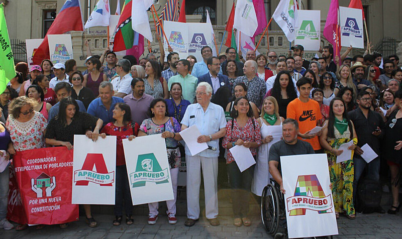 Organizações populares do país e ativistas se mobilizam para o plebiscito constituinte que irá ocorrer em abril