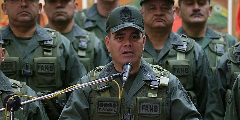 López falou à imprensa e classificou tentativa de golpe como “ato terrorista” de uma oposição "golpista e selvagem"
