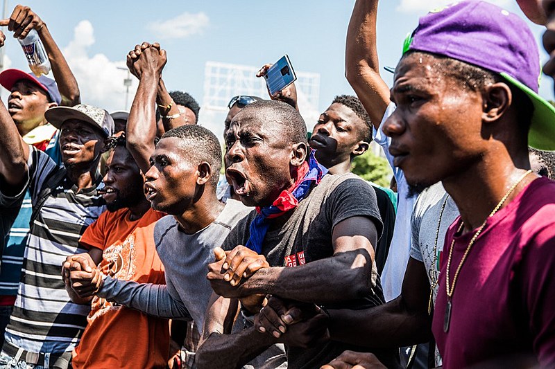 Los manifestantes exigieron la renuncia del presidente Jovenel Moïse en protesta en Puerto Príncipe el 17 de octubre de 2019