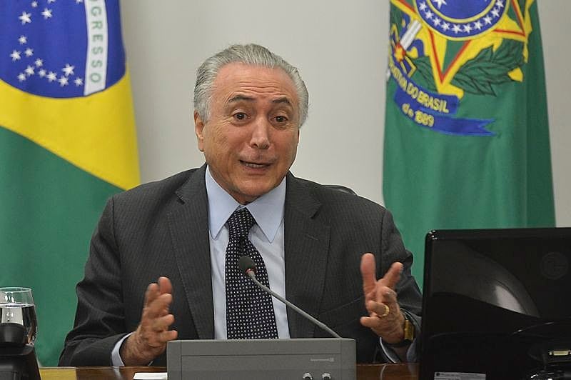 No Maranhão, que tem a pior expectativa de vida (70) do país, o trabalhador médio morreria antes mesmo de começar a receber o benefício para o qual contribuiu longos anos da vida. Mesmo com a tendência de aumento da expectativa de vida, a população viveria menos tempo como aposentada.