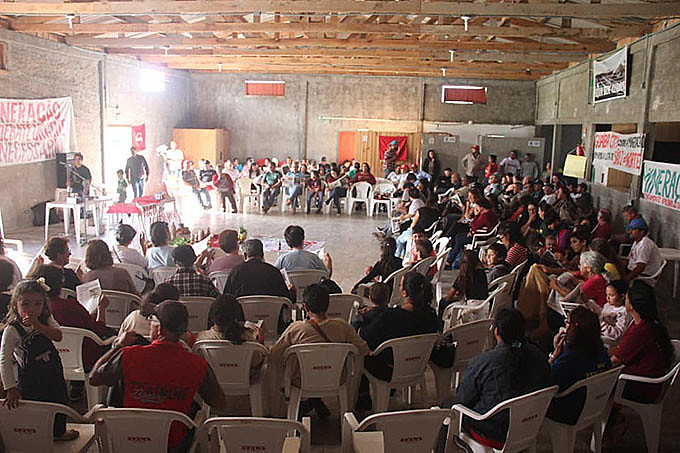 Moradores da região estão preocupados com impacto sanitário, econômico e ambiental da extração de minerais pesados no município
