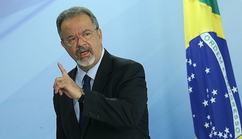 Raul Jungmann fala sobre revogação de decreto