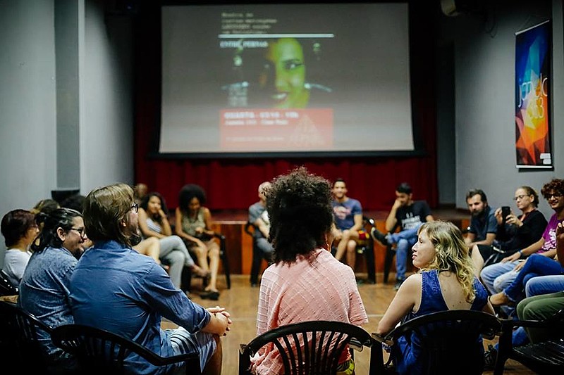 Além da exibição gratuita dos filmes, haverão rodas de conversa sobre as produções.
