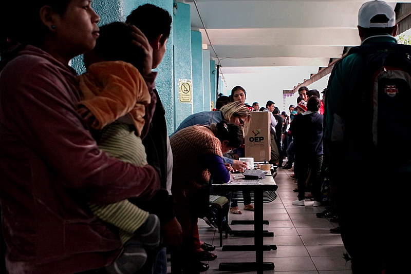 O Consulado Boliviano estima que vivam hoje no Brasil 350 mil bolivianos, dos quais 80 mil estão regularizados como imigrantes.