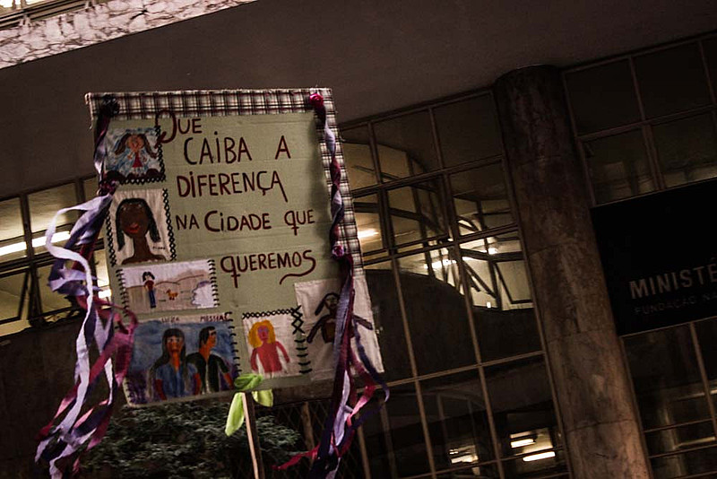Enquanto o hospício aprisiona o paciente, os serviços antimanicomiais precisam conquistá-lo e fazê-lo voltar