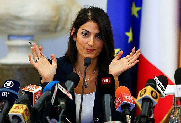 Virginia Raggi deve ter sua decisão ratificada pelo Conselho Municipal