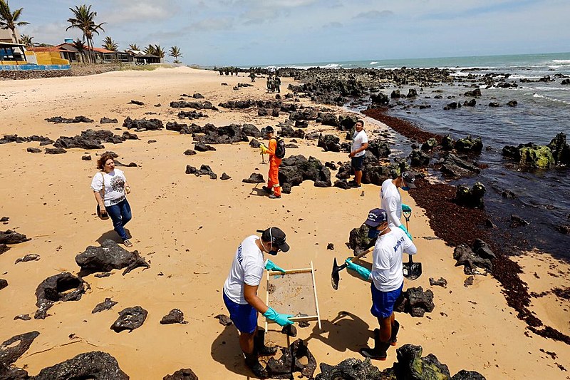 Praia Barra de Tabatinga, no município de Nísia Floresta, foi uma das mais atingidas com as manchas
