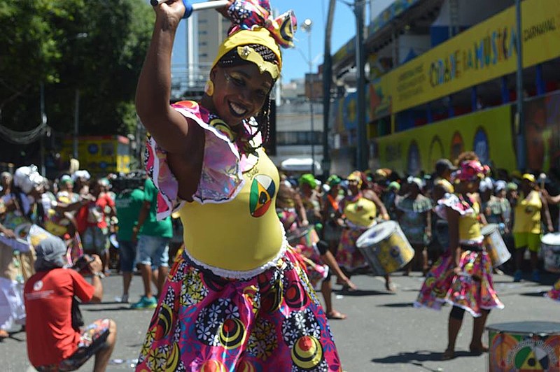 O bloco afro Didá é formando inteiramente por mulheres e possue cerca de 3.000 associadas.