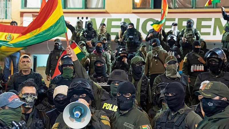 "É um golpe profundamente racista", denuncia militante do movimento Feminismo Comunitário Antipatriarcal da Bolívia