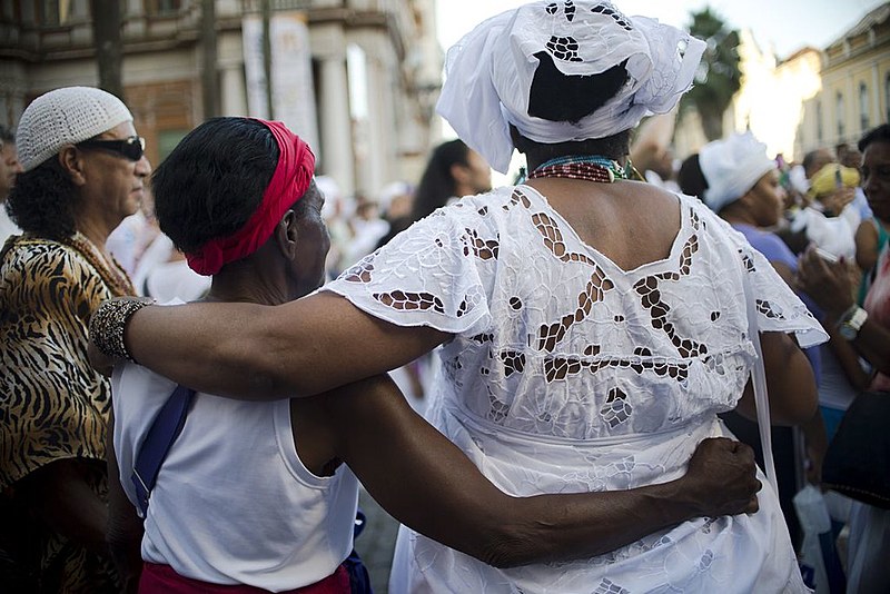 Casos de racismo religioso tem aumentado na Baixada Fluminense