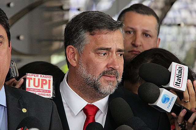 Diputado Paulo Pimenta (PT-RS) durante la rueda de prensa sobre la petición en la OEA