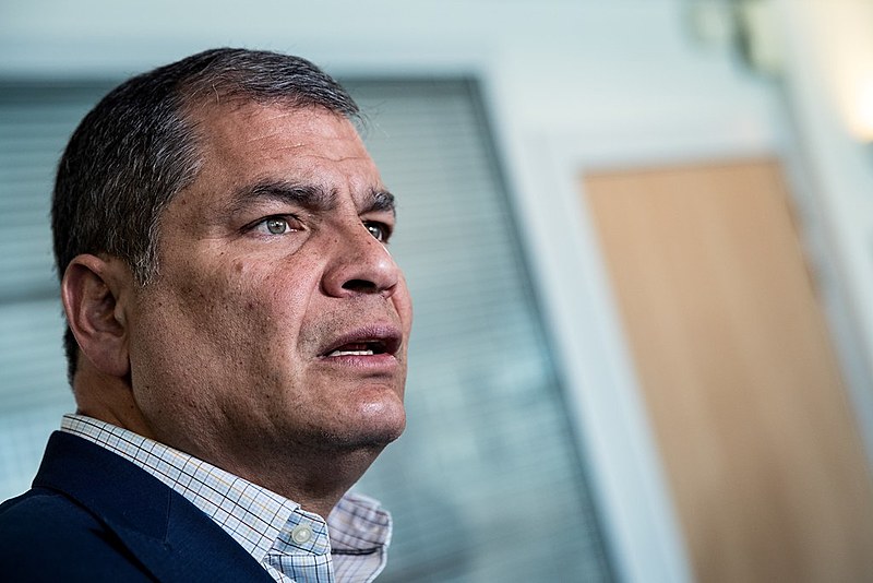 Em entrevista à emissora RT, Correa qualificou o pedido de prisão como uma "farsa"