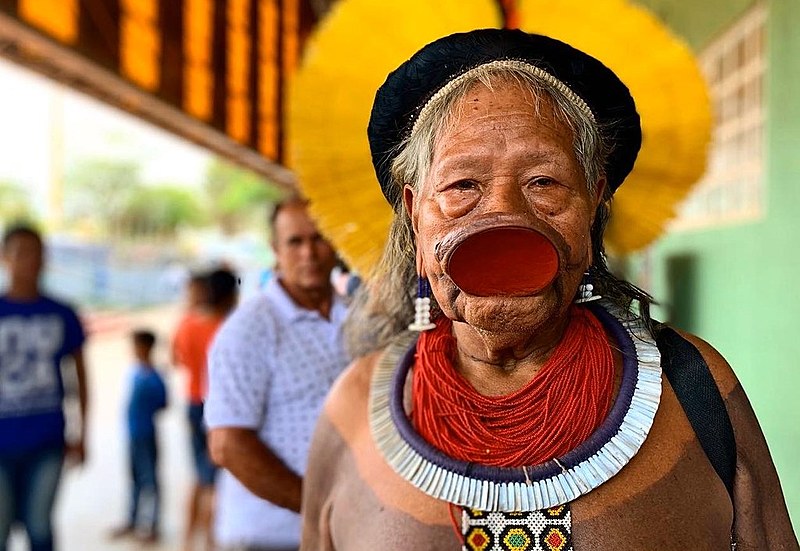 Raoni: “Minha idade já é muito avançada e eu quero que todos vivam em paz. É isso que eu procuro”
